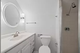 2207 Crawford Ave, Evanston, IL 60201 - Photo 23