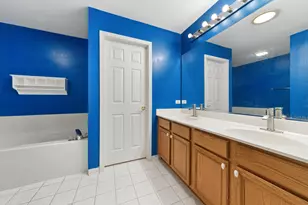 122 Bay Dr, Itasca, IL 60143 - Photo 13