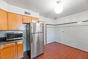 9701 Kedvale Ave, Skokie, IL 60076 - Photo 7
