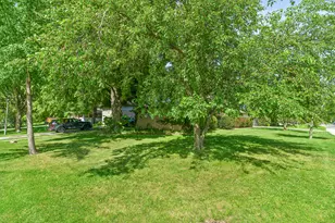 9701 Kedvale Ave, Skokie, IL 60076 - Photo 31