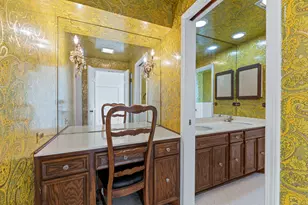 9701 Kedvale Ave, Skokie, IL 60076 - Photo 15