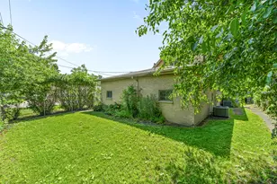 9701 Kedvale Ave, Skokie, IL 60076 - Photo 35