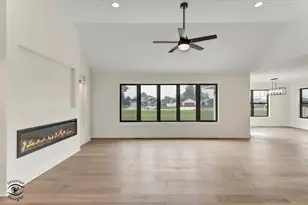 974 Tallgrass Ln, Manteno, IL 60950 - Photo 3