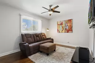 800 E 169th Pl, South Holland, IL 60473 - Photo 23