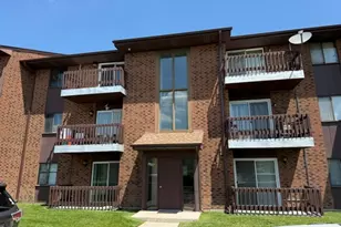 6408 Nature Dr, Oak Forest, IL 60452 - Photo 1