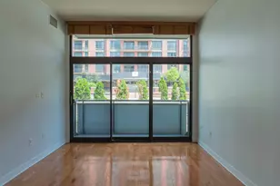 650 W Wayman St, Chicago, IL 60661 - Photo 5
