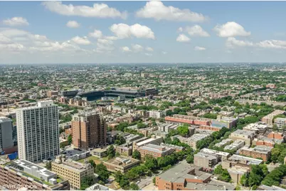 655 W Irving Park Road #4916, Chicago, IL 60613 - Photo 25