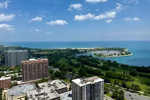 655 W Irving Park Rd, Chicago, IL 60613 - Photo 21
