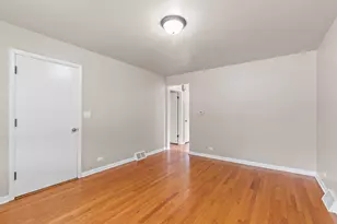 2115 N Mobile Ave, Chicago, IL 60639 - Photo 7