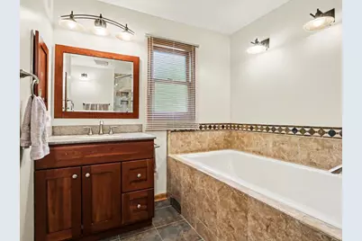 10S287 Alma Lane, Naperville, IL 60564 - Photo 13