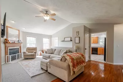412 Sunset Drive, Colfax, IL 61728 - Photo 5
