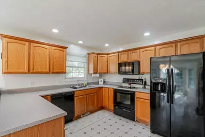 412 Sunset Drive, Colfax, IL 61728 - Photo 9