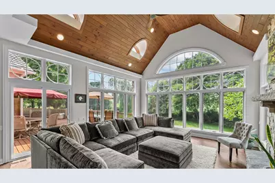 28063 Gray Barn Lane, Lake Barrington, IL 60010 - Photo 25