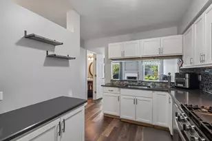 343 Cane Garden Cir, Aurora, IL 60504 - Photo 5