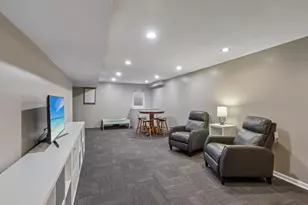 343 Cane Garden Cir, Aurora, IL 60504 - Photo 19