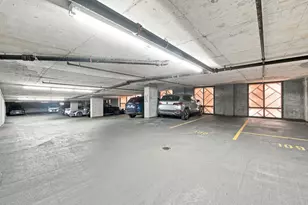 635 N Dearborn St, Chicago, IL 60654 - Photo 23