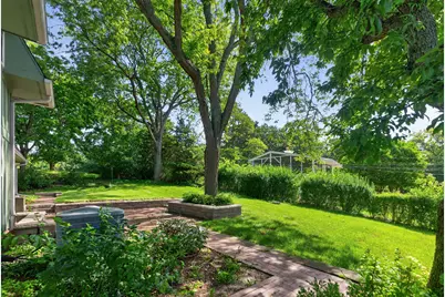 268 Scenic Drive, Tower Lakes, IL 60010 - Photo 67