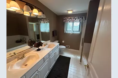398 White Oak Lane, Lake Barrington, IL 60010 - Photo 17
