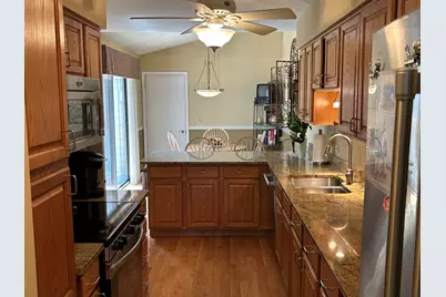 398 White Oak Lane, Lake Barrington, IL 60010 - Photo 5