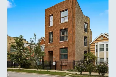 1403 N Rockwell Street #3, Chicago, IL 60622 - Photo 1