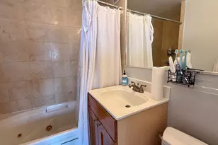 655 W Irving Park Rd, Chicago, IL 60613 - Photo 15