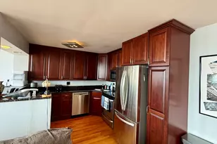 655 W Irving Park Rd, Chicago, IL 60613 - Photo 13