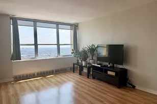 655 W Irving Park Rd, Chicago, IL 60613 - Photo 7