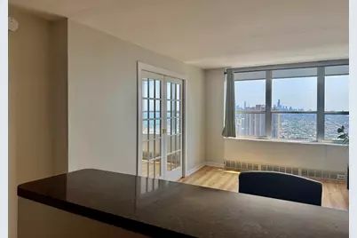 655 W Irving Park Road #4907, Chicago, IL 60613 - Photo 11