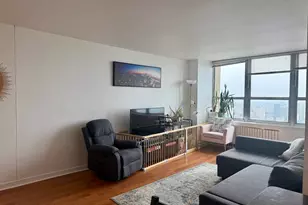655 W Irving Park Rd, Chicago, IL 60613 - Photo 5