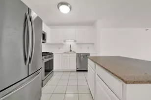 545 N Dearborn St, Chicago, IL 60654 - Photo 3