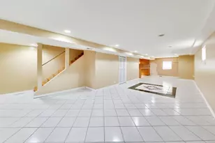 443 N Tara Ln, Addison, IL 60101 - Photo 33