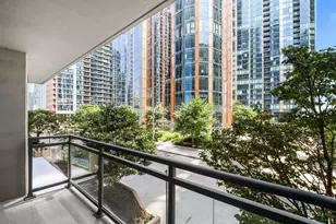 201 N Westshore Dr, Chicago, IL 60601 - Photo 17