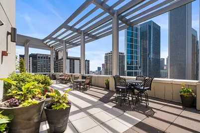 201 N Westshore Drive #604, Chicago, IL 60601 - Photo 21