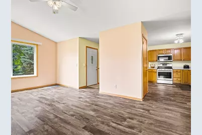 117 Pembroke Road SW, Poplar Grove, IL 61065 - Photo 7