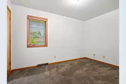 117 Pembroke Road SW, Poplar Grove, IL 61065 - Photo 19