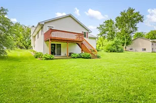 117 Pembroke Rd SW, Poplar Grove, IL 61065 - Photo 33