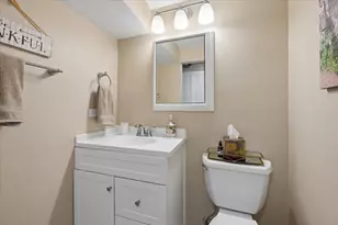 4017 Carousel Dr, Northbrook, IL 60062 - Photo 25