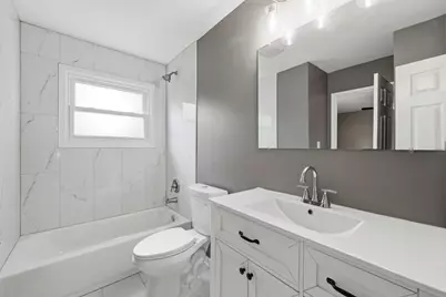 17690 Hillcrest Drive, Country Club Hills, IL 60478 - Photo 19