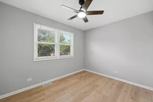 17690 Hillcrest Dr, Country Club Hills, IL 60478 - Photo 17