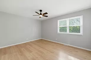 17690 Hillcrest Dr, Country Club Hills, IL 60478 - Photo 21