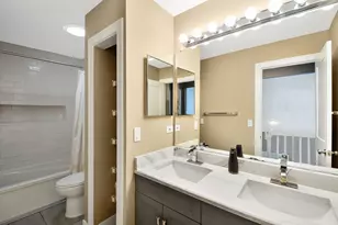 1234 N Knollwood Dr, Palatine, IL 60067 - Photo 17