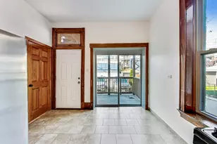 1138 W Addison St, Chicago, IL 60613 - Photo 7