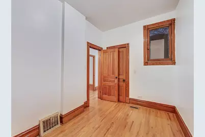 1138 W Addison Street #1, Chicago, IL 60613 - Photo 11
