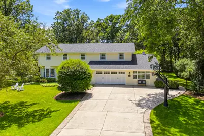 1360 Kenilwood Lane, Riverwoods, IL 60015 - Photo 1