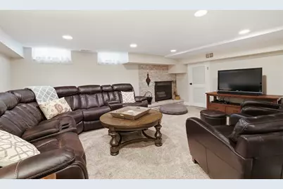 1360 Kenilwood Lane, Riverwoods, IL 60015 - Photo 31