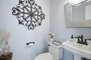 1360 Kenilwood Ln, Riverwoods, IL 60015 - Photo 17