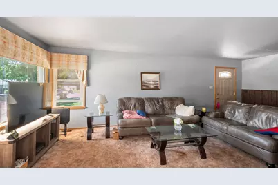 16754 Oconto Avenue, Tinley Park, IL 60477 - Photo 3