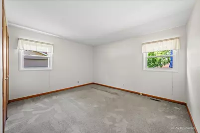 809 Stowell Avenue, Streamwood, IL 60107 - Photo 9