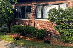 7541 S Merrill Ave, Chicago, IL 60649 - Photo 11