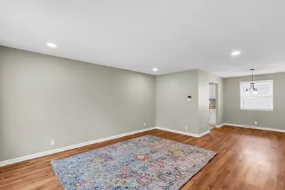 2009 Crescent Drive, Champaign, IL 61821 - Photo 5